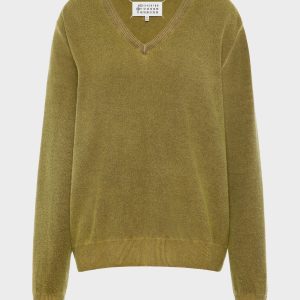 Virgin wool V-neck sweater