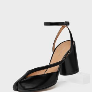 Women's Black Leather Tabi Pump Sandals